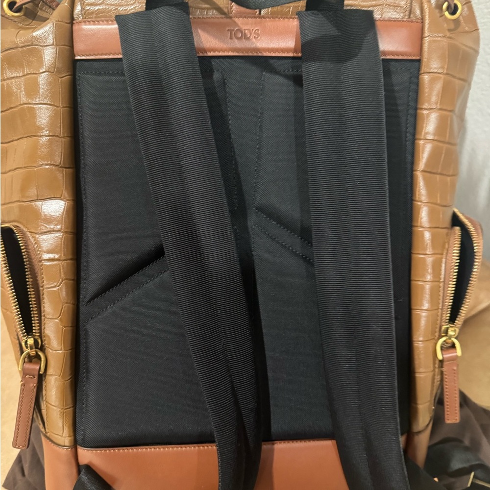 Tod's Tan Croc-Embossed Leather Backpack - Picture 3 of 6